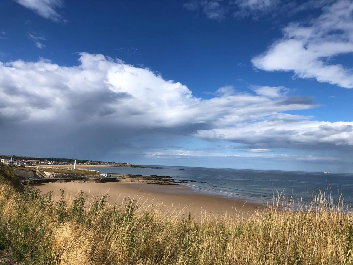Roker Cottage, Luxury Seaside Apartment, Private Parking, Sky Tv Sunderland (Tyne and Wear) Exterior foto